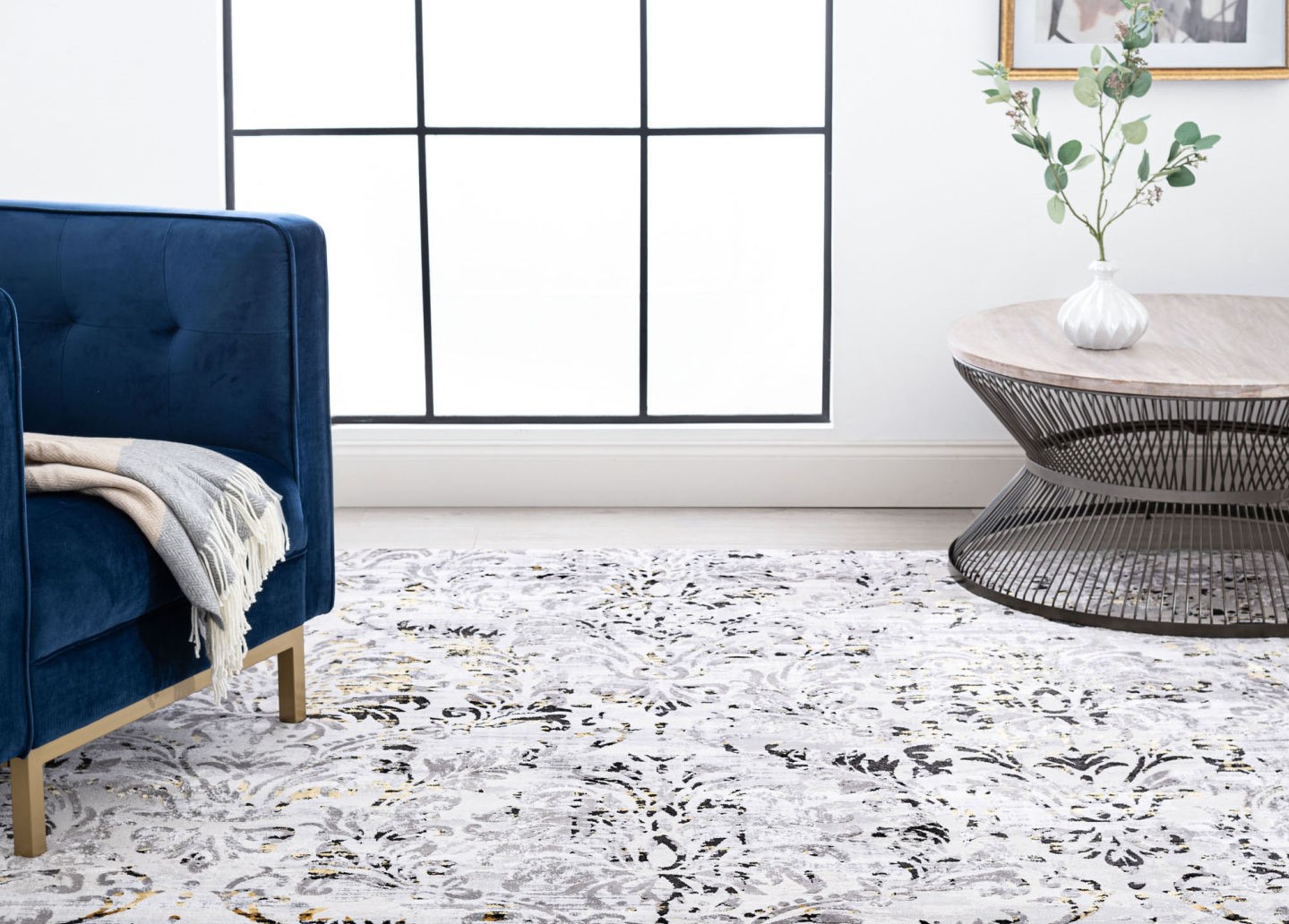 Kathyrn Transitional Damask Area Rug